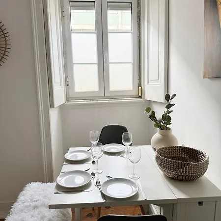 Appartement Cozy In Graca I Lissabon